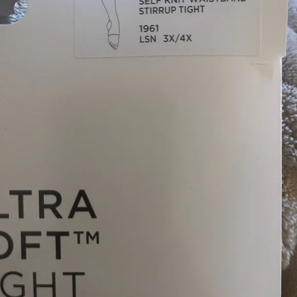 Capezio Tan Ultra Soft Hosiery stirrup style - Picture 2 of 3